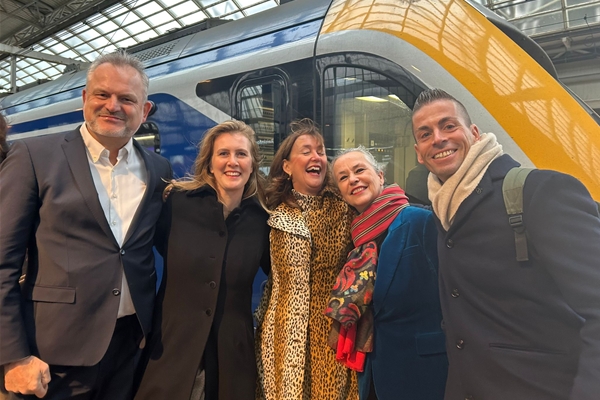 bestuurders bij airport sprinter