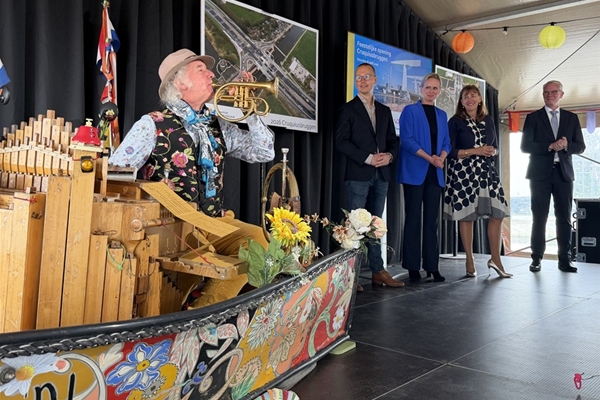  Cruquiusbruggen feestelijk geopend