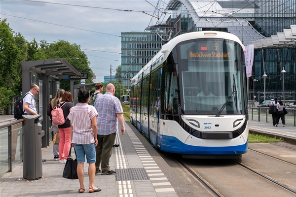 Bezuinigingen op het ov nog niet van de baan in Voorjaarsnota